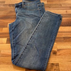 Lila Ryan Distressed Skinny Jeans